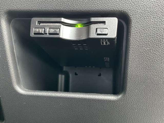 ムーヴキャンバス ６６０　Ｇ　メイクアップ　ＳＡＩＩＩ　カロッツェリアナビ　Ｗオートスライド　イ　衝突軽減ブレーキ　インテリキー　Ｗ電動ドア　ワンオーナー　盗難防止システム　ＥＴＣ　ナビＴＶ　キーフリーシステム　バックカメラ　レーンアシスト　オートエアコン　ドラレコ　記録簿　パワーステアリング（9枚目）