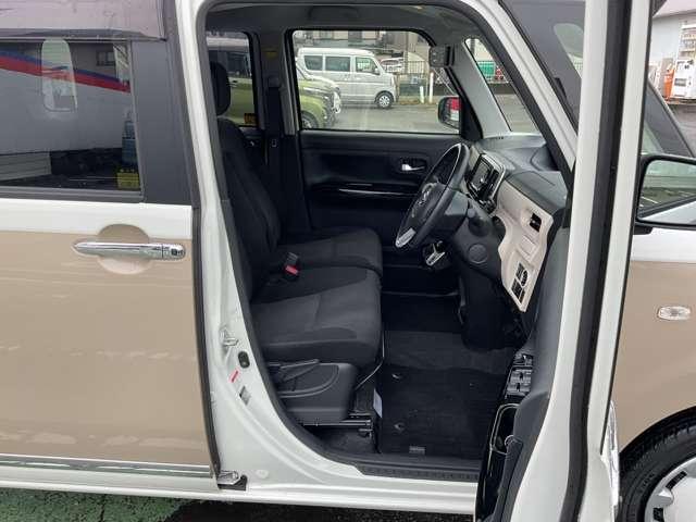 ムーヴキャンバス ６６０　Ｇ　メイクアップ　ＳＡＩＩＩ　カロッツェリアナビ　Ｗオートスライド　イ　衝突軽減ブレーキ　インテリキー　Ｗ電動ドア　ワンオーナー　盗難防止システム　ＥＴＣ　ナビＴＶ　キーフリーシステム　バックカメラ　レーンアシスト　オートエアコン　ドラレコ　記録簿　パワーステアリング（12枚目）