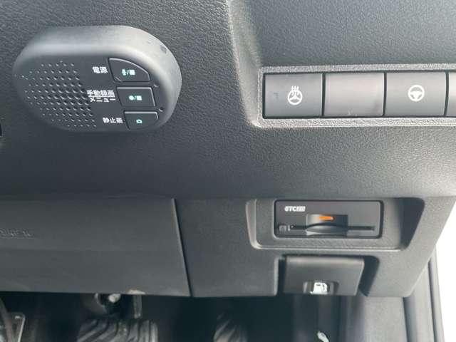 オーラ 1.2 NISMO チューンド e-POWER 4WD コネクトナビ ETC2.0 BOSEパーソナルサウ ナビTV アラウンドモニター ワンオーナ- ドラレコ インテリキー エマブレ アルミ キーレス 4WD ETC LEDヘッドライト 追従クルーズ(11枚目)