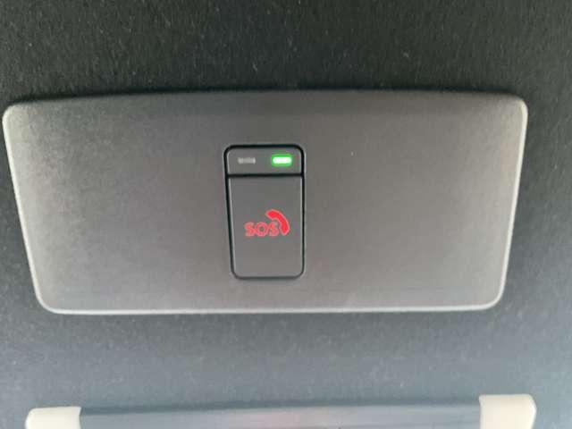 オーラ 1.2 NISMO チューンド e-POWER 4WD コネクトナビ ETC2.0 BOSEパーソナルサウ ナビTV アラウンドモニター ワンオーナ- ドラレコ インテリキー エマブレ アルミ キーレス 4WD ETC LEDヘッドライト 追従クルーズ(14枚目)