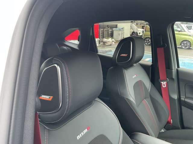 オーラ 1.2 NISMO チューンド e-POWER 4WD コネクトナビ ETC2.0 BOSEパーソナルサウ ナビTV アラウンドモニター ワンオーナ- ドラレコ インテリキー エマブレ アルミ キーレス 4WD ETC LEDヘッドライト 追従クルーズ(17枚目)