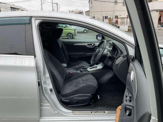 シルフィ 1.8 S ツーリング ドライブレコーダー・日産メモリーナビ・バ アルミホイール Bカメラ キーレスエントリー ETC オートエアコン パワーステアリング メモリーナビ パワーウインドウ エアバッグ 記録簿 ナビTV インテリジェントキ-(12枚目)