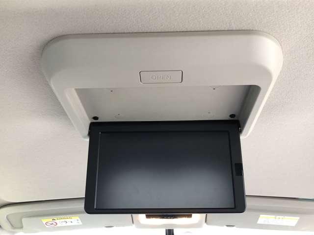 セレナ ２．０　ハイウェイスター　ＶセレクションＩＩ　後席モニター・ドライブレコーダー・日産メ　全周囲モニタ　アイスト　インテリキー　ＬＥＤライト　ＥＴＣ車載器　オートクルーズコントロール　記録簿　ドライブレコーダー　メモリ－ナビ　アルミ　ＴＶナビ　エアバック　ＡＢＳ　Ｗエアバッグ　キーフリー（5枚目）