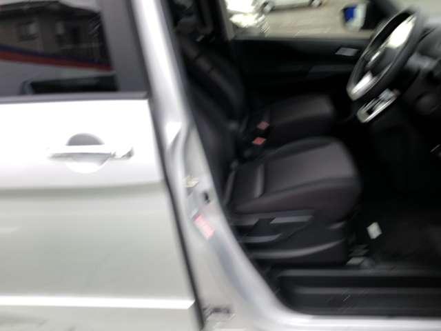 セレナ ２．０　ハイウェイスター　ＶセレクションＩＩ　後席モニター・ドライブレコーダー・日産メ　全周囲モニタ　アイスト　インテリキー　ＬＥＤライト　ＥＴＣ車載器　オートクルーズコントロール　記録簿　ドライブレコーダー　メモリ－ナビ　アルミ　ＴＶナビ　エアバック　ＡＢＳ　Ｗエアバッグ　キーフリー（16枚目）