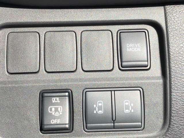 セレナ 1.2 e-POWER ハイウェイスター V 後席モニター・ドライブレコーダー・プロパ 360°カメラ エマジェンシーブレーキ 1オナ スマキー LED レーンアシスト 点検記録簿付 ETC ドラレコ Aストップ イモビ フルオートエアコン アルミホイール エアバック メモリーナビ(15枚目)