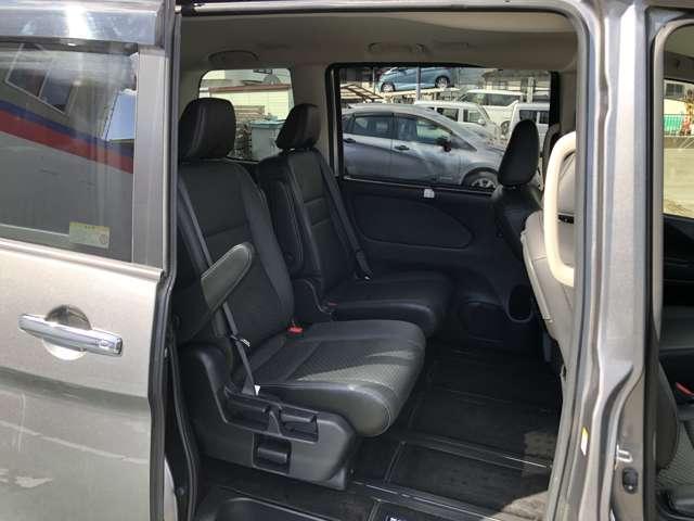 セレナ 1.2 e-POWER ハイウェイスター V 後席モニター・ドライブレコーダー・プロパ 360°カメラ エマジェンシーブレーキ 1オナ スマキー LED レーンアシスト 点検記録簿付 ETC ドラレコ Aストップ イモビ フルオートエアコン アルミホイール エアバック メモリーナビ(17枚目)