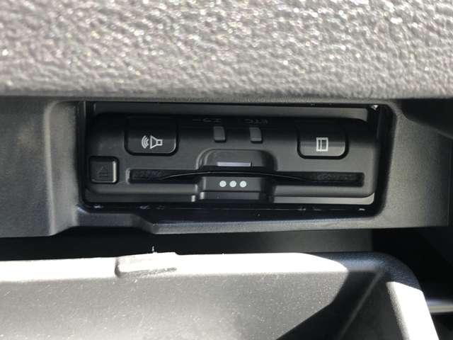 セレナ 1.2 e-POWER ハイウェイスター V プロパイロット・日産メモリーナビ・アラウ 360°カメラ エマジェンシーブレーキ 1オナ LED レーンアシスト 点検記録簿付 ETC Aストップ イモビ フルオートエアコン アルミホイール エアバック メモリーナビ キーフリー ナビTV(10枚目)