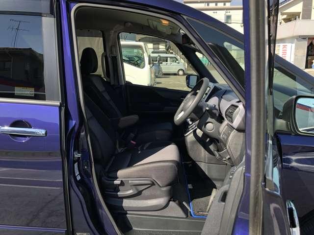 セレナ 1.2 e-POWER ハイウェイスター V プロパイロット・日産メモリーナビ・アラウ 360°カメラ エマジェンシーブレーキ 1オナ LED レーンアシスト 点検記録簿付 ETC Aストップ イモビ フルオートエアコン アルミホイール エアバック メモリーナビ キーフリー ナビTV(14枚目)