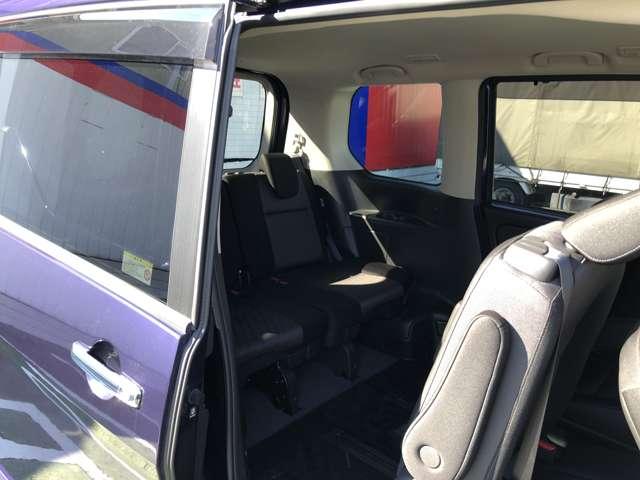 セレナ 1.2 e-POWER ハイウェイスター V プロパイロット・日産メモリーナビ・アラウ 360°カメラ エマジェンシーブレーキ 1オナ LED レーンアシスト 点検記録簿付 ETC Aストップ イモビ フルオートエアコン アルミホイール エアバック メモリーナビ キーフリー ナビTV(16枚目)