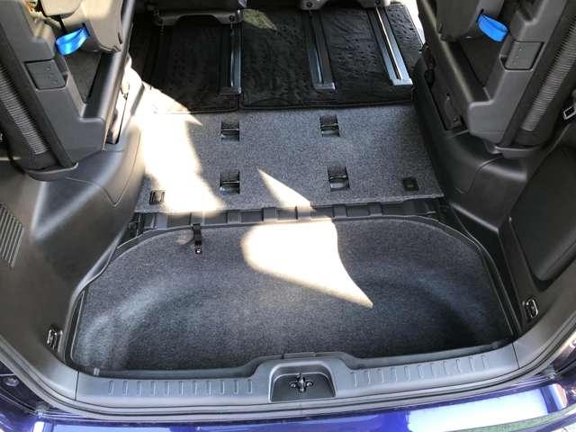 セレナ 1.2 e-POWER ハイウェイスター V プロパイロット・日産メモリーナビ・アラウ 360°カメラ エマジェンシーブレーキ 1オナ LED レーンアシスト 点検記録簿付 ETC Aストップ イモビ フルオートエアコン アルミホイール エアバック メモリーナビ キーフリー ナビTV(19枚目)