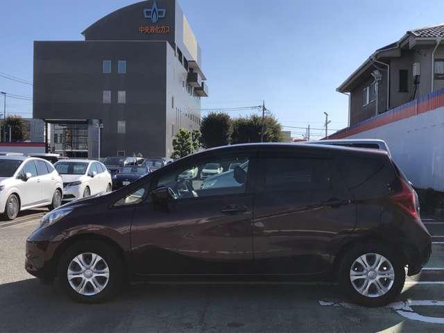 ノート 1.2 X Vセレクション プラスセーフティII 日産メモリーナビ・アラウンドビューモニタ 衝突軽減ブレーキ ナビTV LEDヘッドランプ 全周囲カメラ 取説記録簿 レーンアシスト インテリキー マニュアルエアコン バックカメラ 盗難防止システム メモリーナビ WAB ABS Iストップ(18枚目)