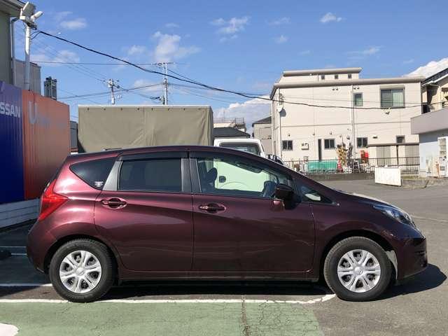 ノート 1.2 X Vセレクション プラスセーフティII 日産メモリーナビ・アラウンドビューモニタ 衝突軽減ブレーキ ナビTV LEDヘッドランプ 全周囲カメラ 取説記録簿 レーンアシスト インテリキー マニュアルエアコン バックカメラ 盗難防止システム メモリーナビ WAB ABS Iストップ(19枚目)