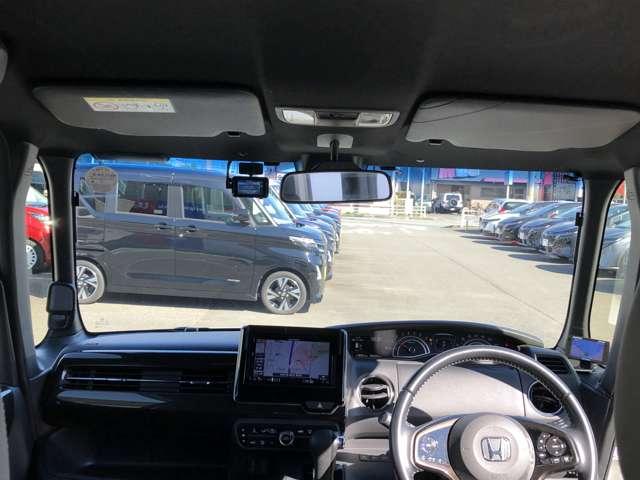 Ｎ－ＢＯＸカスタム カスタム　６６０　Ｇ　Ｌ　ターボ　ホンダセンシング　ドライブレコーダー・リヤモニター・カロッ　両側ＰＷスライドドア　車線逸脱　Ｂモニタ　Ｉストップ　セキュリティー　点検記録簿　クルーズコントロール　ナビＴＶ　キーレスエントリー　助手席エアバック　ワンセグテレビ　ＰＷ　サイドＳＲＳ　エアバック（3枚目）