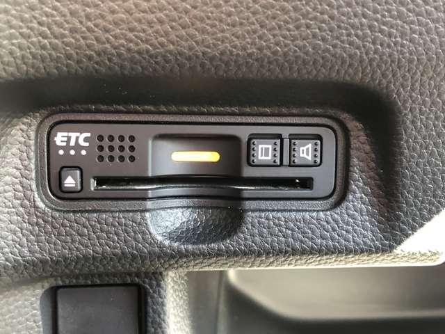 Ｎ－ＢＯＸカスタム カスタム　６６０　Ｇ　Ｌ　ターボ　ホンダセンシング　ドライブレコーダー・リヤモニター・カロッ　両側ＰＷスライドドア　車線逸脱　Ｂモニタ　Ｉストップ　セキュリティー　点検記録簿　クルーズコントロール　ナビＴＶ　キーレスエントリー　助手席エアバック　ワンセグテレビ　ＰＷ　サイドＳＲＳ　エアバック（10枚目）