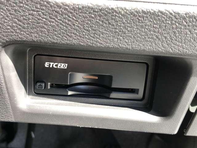 セレナ １．４　ｅ－ＰＯＷＥＲ　ハイウェイスターＶ　弊社試乗使用社有車　後席モニター　自動（被害軽減）ブレーキ　展示試乗車ＵＰ　ＬＤＰ　追従クルーズ　ＬＥＤランプ　アルミホイール　ドライブレコーダ　ＥＴＣ　記録簿　盗難防止システム　スマートキー　１オナ　オートエアコン　ナビＴＶ（10枚目）