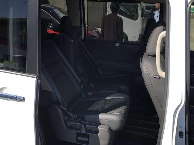 セレナ １．４　ｅ－ＰＯＷＥＲ　ハイウェイスターＶ　弊社試乗使用社有車　後席モニター　自動（被害軽減）ブレーキ　展示試乗車ＵＰ　ＬＤＰ　追従クルーズ　ＬＥＤランプ　アルミホイール　ドライブレコーダ　ＥＴＣ　記録簿　盗難防止システム　スマートキー　１オナ　オートエアコン　ナビＴＶ（18枚目）