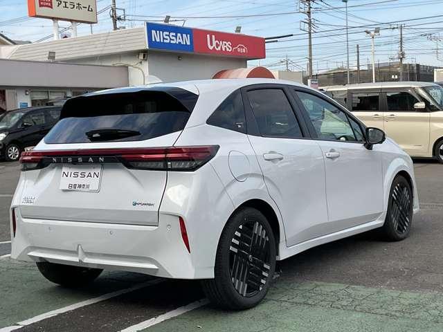 オーラ １．２　Ｇ　弊社試乗使用社有車　自動（被害軽減）ブレーキ　試乗車アップ　ＬＥＤ　ＬＫＡ　サイドカメラ　ＥＴＣ　ドライブレコーダー　カーテンエアバッグ　イモビライザー　アルミホイール　インテリジェントキー　パワーウィンドウ　寒冷地仕様（2枚目）