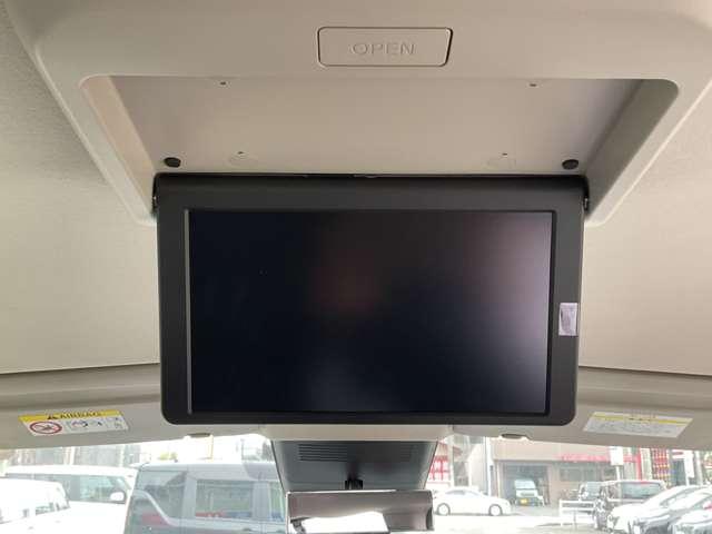 セレナ １．４　ｅ－ＰＯＷＥＲ　ハイウェイスターＶ　弊社試乗使用社有車　自動（被害軽減）ブレーキ　展示試乗車ＵＰ　ＬＤＰ　追従クルーズ　ＬＥＤランプ　アルミホイール　ドライブレコーダ　ＥＴＣ　記録簿　盗難防止システム　スマートキー　１オナ　オートエアコン　ナビＴＶ（5枚目）