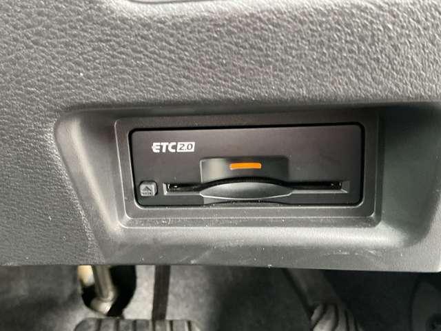 セレナ １．４　ｅ－ＰＯＷＥＲ　ハイウェイスターＶ　弊社試乗使用社有車　自動（被害軽減）ブレーキ　展示試乗車ＵＰ　ＬＤＰ　追従クルーズ　ＬＥＤランプ　アルミホイール　ドライブレコーダ　ＥＴＣ　記録簿　盗難防止システム　スマートキー　１オナ　オートエアコン　ナビＴＶ（12枚目）