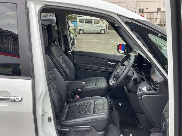 セレナ １．４　ｅ－ＰＯＷＥＲ　ハイウェイスターＶ　弊社試乗使用社有車　自動（被害軽減）ブレーキ　展示試乗車ＵＰ　ＬＤＰ　追従クルーズ　ＬＥＤランプ　アルミホイール　ドライブレコーダ　ＥＴＣ　記録簿　盗難防止システム　スマートキー　１オナ　オートエアコン　ナビＴＶ（17枚目）