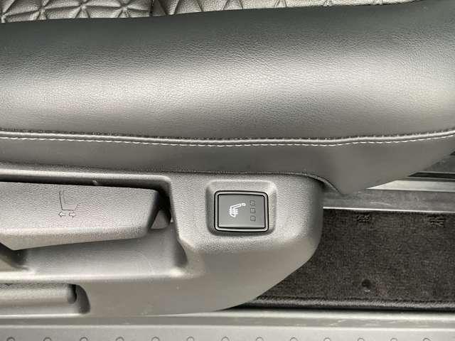 セレナ １．４　ｅ－ＰＯＷＥＲ　ハイウェイスターＶ　弊社試乗使用社有車　自動（被害軽減）ブレーキ　展示試乗車ＵＰ　ＬＤＰ　追従クルーズ　ＬＥＤランプ　アルミホイール　ドライブレコーダ　ＥＴＣ　記録簿　盗難防止システム　スマートキー　１オナ　オートエアコン　ナビＴＶ（20枚目）