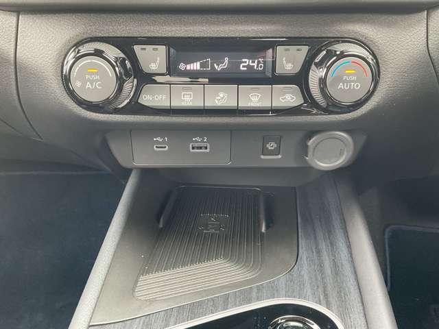 オーラ １．２　ＡＵＴＥＣＨ　スポーツ　スペック　弊社試乗使用社有車（11枚目）