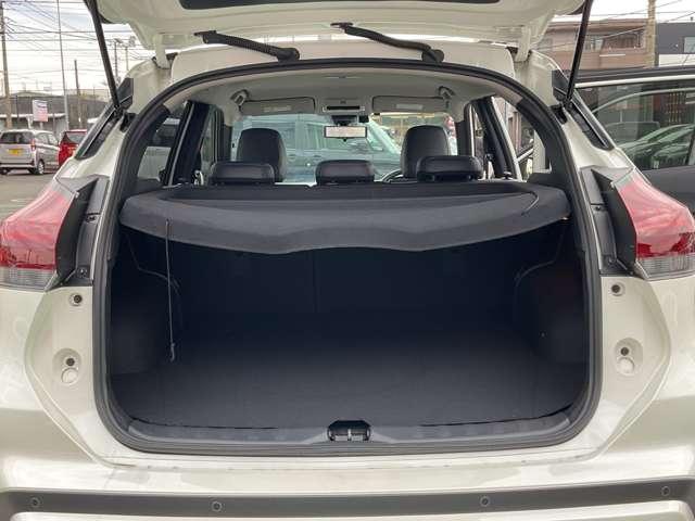 キックス １．２　Ｘ　ＦＯＵＲ　（ｅ－ＰＯＷＥＲ）　４ＷＤ　弊社試乗使用社有車　ナビＴＶ　ＬＥＤライト　踏み間違い防止　アラウンドビュ－　試乗車ＵＰ　ＥＴＣ　盗難防止システム　車線逸脱警報　インテリキー　バックモニター　ワンオーナー　オートエアコン　４ＷＤ　アイドリングストップ（20枚目）