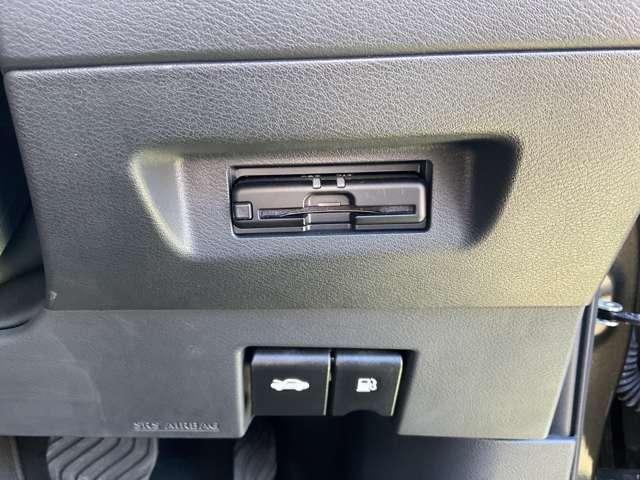 キックス １．２　Ｘ　ＦＯＵＲ　（ｅ－ＰＯＷＥＲ）　４ＷＤ　弊社試乗使用社有車　ナビＴＶ　ＬＥＤライト　踏み間違い防止　アラウンドビュ－　試乗車ＵＰ　ＥＴＣ　盗難防止システム　車線逸脱警報　インテリキー　バックモニター　ワンオーナー　オートエアコン　４ＷＤ　アイドリングストップ（13枚目）