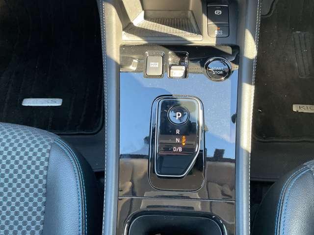 キックス １．２　Ｘ　ＦＯＵＲ　（ｅ－ＰＯＷＥＲ）　４ＷＤ　弊社試乗使用社有車　ナビＴＶ　ＬＥＤライト　踏み間違い防止　アラウンドビュ－　試乗車ＵＰ　ＥＴＣ　盗難防止システム　車線逸脱警報　インテリキー　バックモニター　ワンオーナー　オートエアコン　４ＷＤ　アイドリングストップ（15枚目）