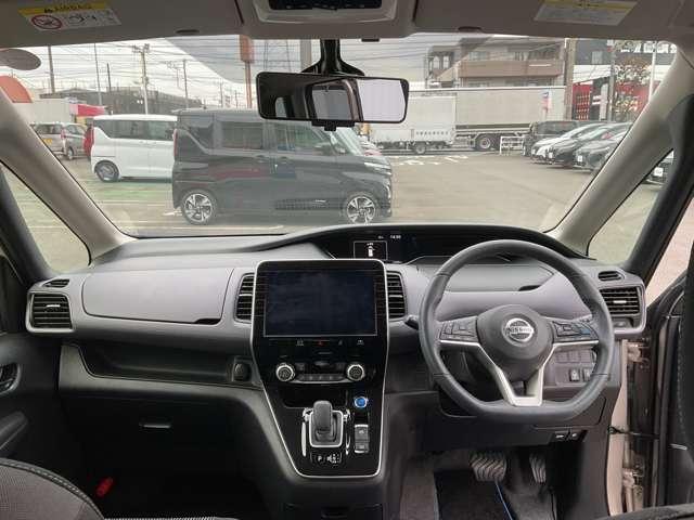 セレナ １．２　ｅ－ＰＯＷＥＲ　ハイウェイスター　Ｖ　後席モニター・プロパイロット・日産メモリ　３６０°カメラ　エマジェンシーブレーキ　１オナ　スマキー　ＬＥＤ　レーンアシスト　点検記録簿付　ＥＴＣ　Ａストップ　イモビ　フルオートエアコン　アルミホイール　エアバック　メモリーナビ　キーフリー（3枚目）