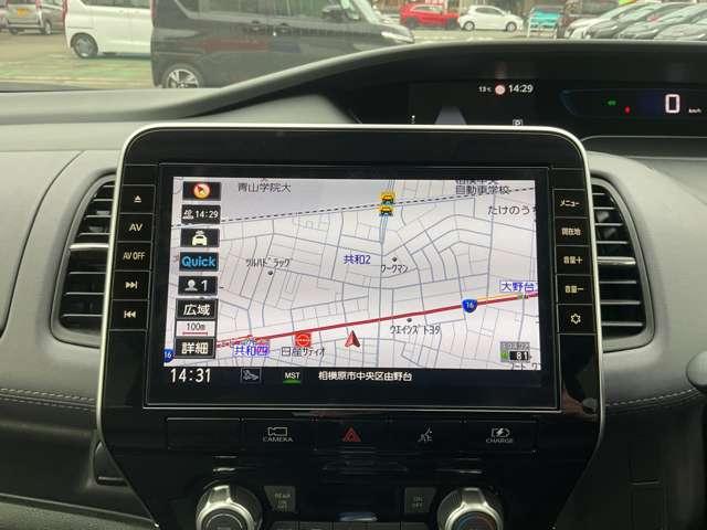 セレナ １．２　ｅ－ＰＯＷＥＲ　ハイウェイスター　Ｖ　後席モニター・プロパイロット・日産メモリ　３６０°カメラ　エマジェンシーブレーキ　１オナ　スマキー　ＬＥＤ　レーンアシスト　点検記録簿付　ＥＴＣ　Ａストップ　イモビ　フルオートエアコン　アルミホイール　エアバック　メモリーナビ　キーフリー（7枚目）