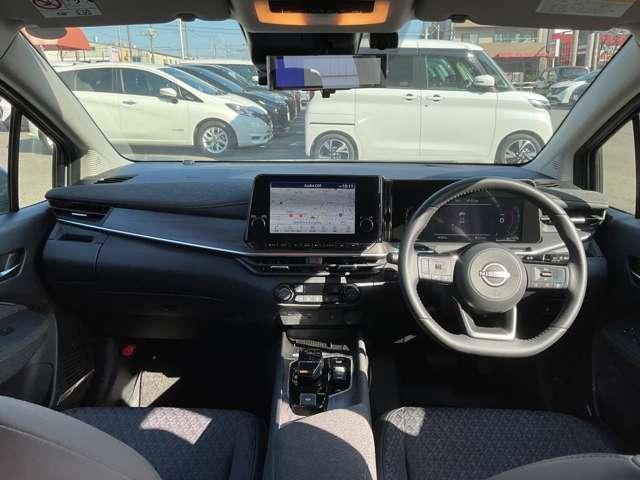 オーラ １．２　Ｇ　ＦＯＵＲ　４ＷＤ　弊社試乗使用社有車　ドライブレコーダー・　ワンオーナー車　エマブレ　全周囲　ＬＤＷ　記録簿　アダプティブクルーズ　盗難防止システム　オートエアコン　スマートキー　バックカメラ　ＬＥＤライト　アルミホイール　４ＷＤ　ＥＴＣ車載器　ナビＴＶ（3枚目）