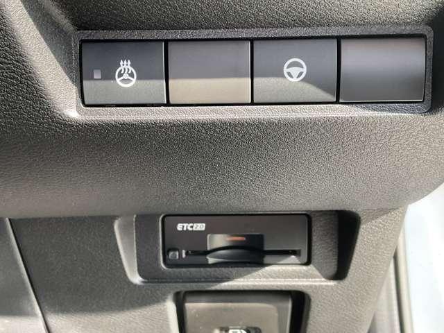 オーラ １．２　Ｇ　弊社試乗使用社有車　ＡＷＩＮエアロ　自動（被害軽減）ブレーキ　試乗車アップ　ＬＥＤ　ＬＫＡ　サイドカメラ　ＥＴＣ　ドライブレコーダー　カーテンエアバッグ　イモビライザー　アルミホイール　インテリジェントキー　パワーウィンドウ　寒冷地仕様（12枚目）