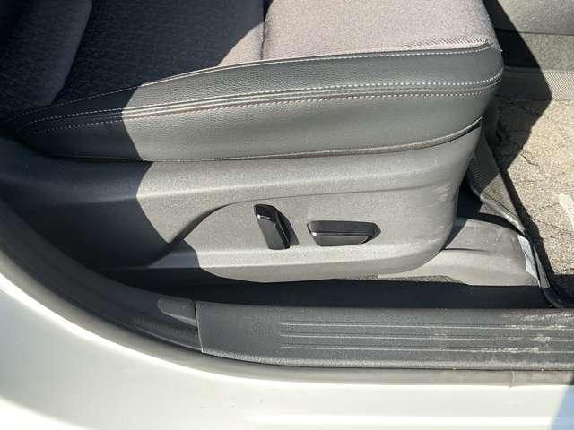 オーラ １．２　Ｇ　弊社試乗使用社有車　ＡＷＩＮエアロ　自動（被害軽減）ブレーキ　試乗車アップ　ＬＥＤ　ＬＫＡ　サイドカメラ　ＥＴＣ　ドライブレコーダー　カーテンエアバッグ　イモビライザー　アルミホイール　インテリジェントキー　パワーウィンドウ　寒冷地仕様（19枚目）