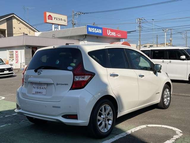 ノート 1.2 e-POWER X アラウンドカメラ フロントドラレコ 360°カメラ 記録簿付 Rカメラ 運転席助手席エアバック レーンキープ AUTOエアコン 1オーナー 盗難防止システム ナビTV AW サイドカメラ 運転席エアバッグ キーレスエントリー ドラレコ(2枚目)