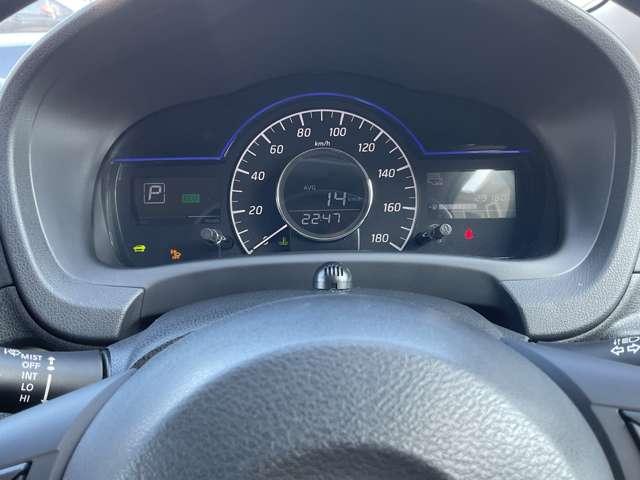 ノート 1.2 e-POWER X アラウンドカメラ フロントドラレコ 360°カメラ 記録簿付 Rカメラ 運転席助手席エアバック レーンキープ AUTOエアコン 1オーナー 盗難防止システム ナビTV AW サイドカメラ 運転席エアバッグ キーレスエントリー ドラレコ(4枚目)