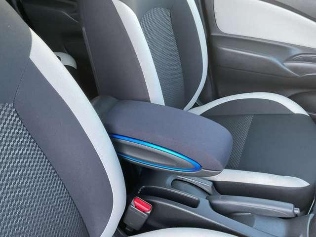 ノート 1.2 e-POWER X アラウンドカメラ フロントドラレコ 360°カメラ 記録簿付 Rカメラ 運転席助手席エアバック レーンキープ AUTOエアコン 1オーナー 盗難防止システム ナビTV AW サイドカメラ 運転席エアバッグ キーレスエントリー ドラレコ(19枚目)