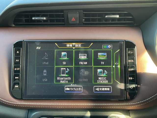 キックス １．２　Ｘ　ＦＯＵＲ　ツートーン　インテリアエディション（ｅ－ＰＯＷＥＲ）　４ＷＤ　弊社試乗使用社有車　ドライブレコーダー　アラウンドビュ－　ＬＥＤ　インテリキー　ワンオーナー　アイドリングストップ　盗難防止システム　４ＷＤ　オートエアコン　ＥＴＣ　ドライブレコーダ　車線逸脱警報　アルミホイール　ナビＴＶ　メモリーナビ（7枚目）