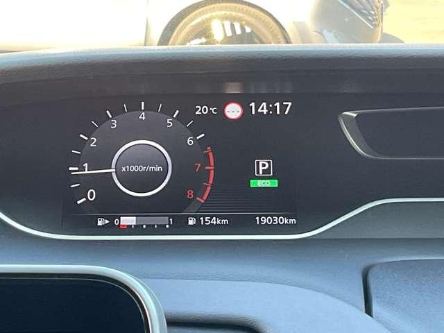 セレナ ２．０　ハイウェイスター　Ｖ　前後ドラレコ　リアモニター　サイドエアバッグ　アラウンドビュ－　アルミ　衝突被害軽減　ＬＤＰ　エアバッグ　両側オートスライドドア　ＬＥＤライト　インテリジェントキー　サイドカメラ　メモリーナビ　アダプティブクルーズコントロール（4枚目）