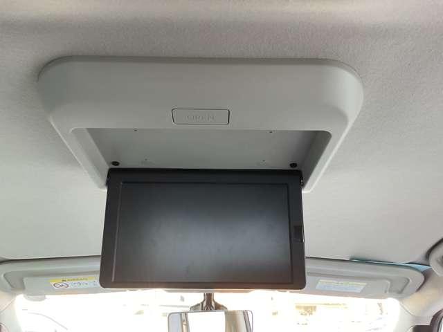 セレナ ２．０　ハイウェイスター　Ｖ　前後ドラレコ　リアモニター　サイドエアバッグ　アラウンドビュ－　アルミ　衝突被害軽減　ＬＤＰ　エアバッグ　両側オートスライドドア　ＬＥＤライト　インテリジェントキー　サイドカメラ　メモリーナビ　アダプティブクルーズコントロール（5枚目）