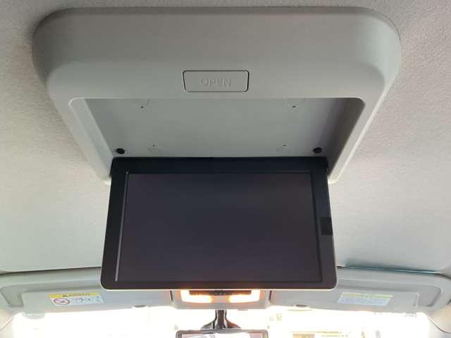 セレナ １．２　ｅ－ＰＯＷＥＲ　ハイウェイスター　Ｖ　メモリナビ　アラウンドカメラ　３６０°カメラ　エマジェンシーブレーキ　１オナ　スマキー　バックカメラ　ＬＥＤ　レーンアシスト　点検記録簿付　ＥＴＣ　ドラレコ　イモビ　サイドカーテンエアバック　フルオートエアコン　アルミホイール（5枚目）