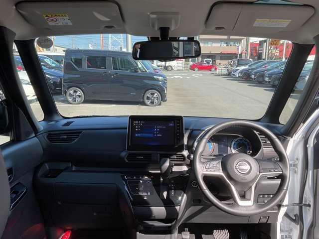 ルークス ６６０　ハイウェイスターＧターボ　日産メモリーナビ・アラウンドビューモニタ　両側スライド片側電動ドア　助手席エアバッグ　アイドリングストップ機能　インテリキ－　１オーナー　レーンキープ　ＬＥＤヘッドランプ　ＥＴＣ　点検記録簿　バックモニター　キーフリー　アルミホイール　ＡＢＳ（3枚目）