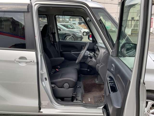 デイズルークス ６６０　Ｘ　Ｖセレクション　ドライブレコーダー・日産メモリーナビ・ア　踏み間違い衝突防止　Ｗ電動ドア　スマキー　ナビＴＶ　盗難防止　ｉ－ｓｔｏｐ　ＥＴＣ　ワンオ－ナ－車　アルミホイール　バックカメラ　キーフリー　サイドカメラ　ドライブレコーダー　オートエアコン　ＡＢＳ（14枚目）