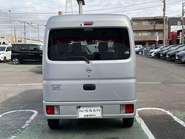 ＮＶ１００クリッパーバン ＧＸターボ　４Ａ／Ｔ　ハイルーフ　メモリーナビ・バックビュー　モニター・ＥＴＣ車載器・プラスチックバイザー・プライバシーガラス・電動格納式ドアミラー・全席パワーウインドウ・衝突被害軽減ブレーキ・踏み間違い防止・横滑り防止装置・ヘッドライトレベライザー・（19枚目）