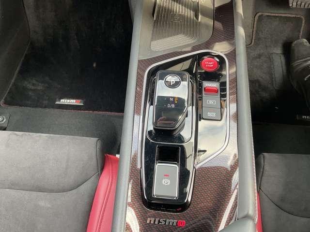 オーラ ＮＩＳＭＯ　ＲＥＣＡＲＯシート・ドライブレコーダー・プロパイ　ロット・ニッサンコネクトナビ・アラウンドビューモニター・ビルトインＥＴＣ２．０車載器・ワイヤレス充電器・スマートルームミラー・ＬＥＤオートライト・フォグランプ・プライバシーガラス（13枚目）