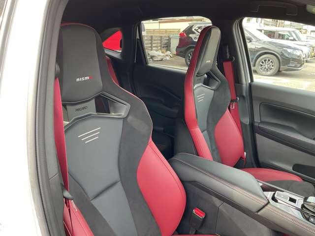 オーラ ＮＩＳＭＯ　ＲＥＣＡＲＯシート・ドライブレコーダー・プロパイ　ロット・ニッサンコネクトナビ・アラウンドビューモニター・ビルトインＥＴＣ２．０車載器・ワイヤレス充電器・スマートルームミラー・ＬＥＤオートライト・フォグランプ・プライバシーガラス（17枚目）