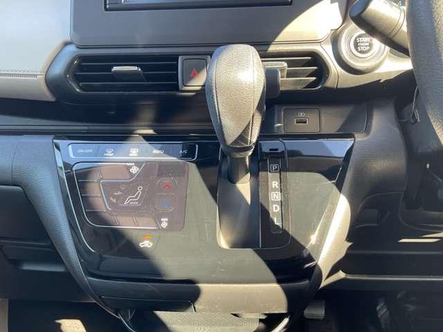 デイズ Ｘ　日産メモリーナビ・アラウンドビューモニター・ＥＴＣ車載器　・アイドリングストップ・プライバシーガラス・ハロゲンライト・ヘッドライトレベライザー・アルミホイール・インテリジェントキー・プッシュエンジンスタート・被害軽減ブレーキ・踏み間違い防止・横滑り防止装置（11枚目）