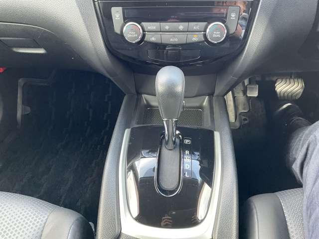 エクストレイル 2.0 20X ハイブリッド ブラックエクストリーマーX エマージェンシーブレーキPKG 4WD エマージェンシーブレーキパッケ ワンオーナー 盗難防止システム バックモニター Istop ナビTV インテリキー 寒冷地 メモリーナビ 4WD ETC 記録簿 アルミホイール オートエアコン ブレーキサポート LKA(10枚目)