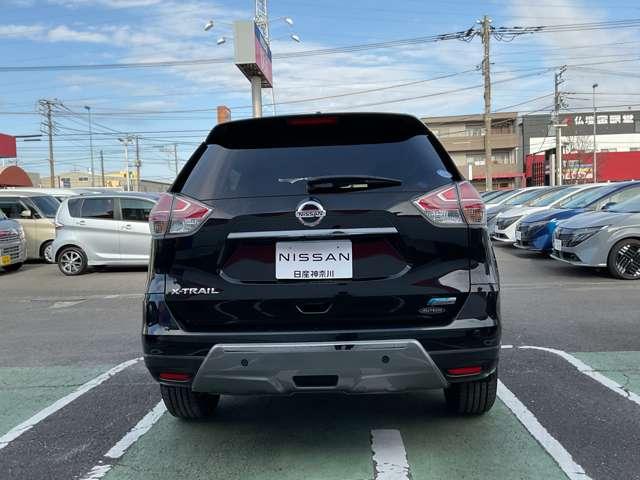 エクストレイル 2.0 20X ハイブリッド ブラックエクストリーマーX エマージェンシーブレーキPKG 4WD エマージェンシーブレーキパッケ ワンオーナー 盗難防止システム バックモニター Istop ナビTV インテリキー 寒冷地 メモリーナビ 4WD ETC 記録簿 アルミホイール オートエアコン ブレーキサポート LKA(19枚目)