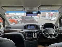開放感のある運転席まわり　室内きれいで気になる臭いもございません 3